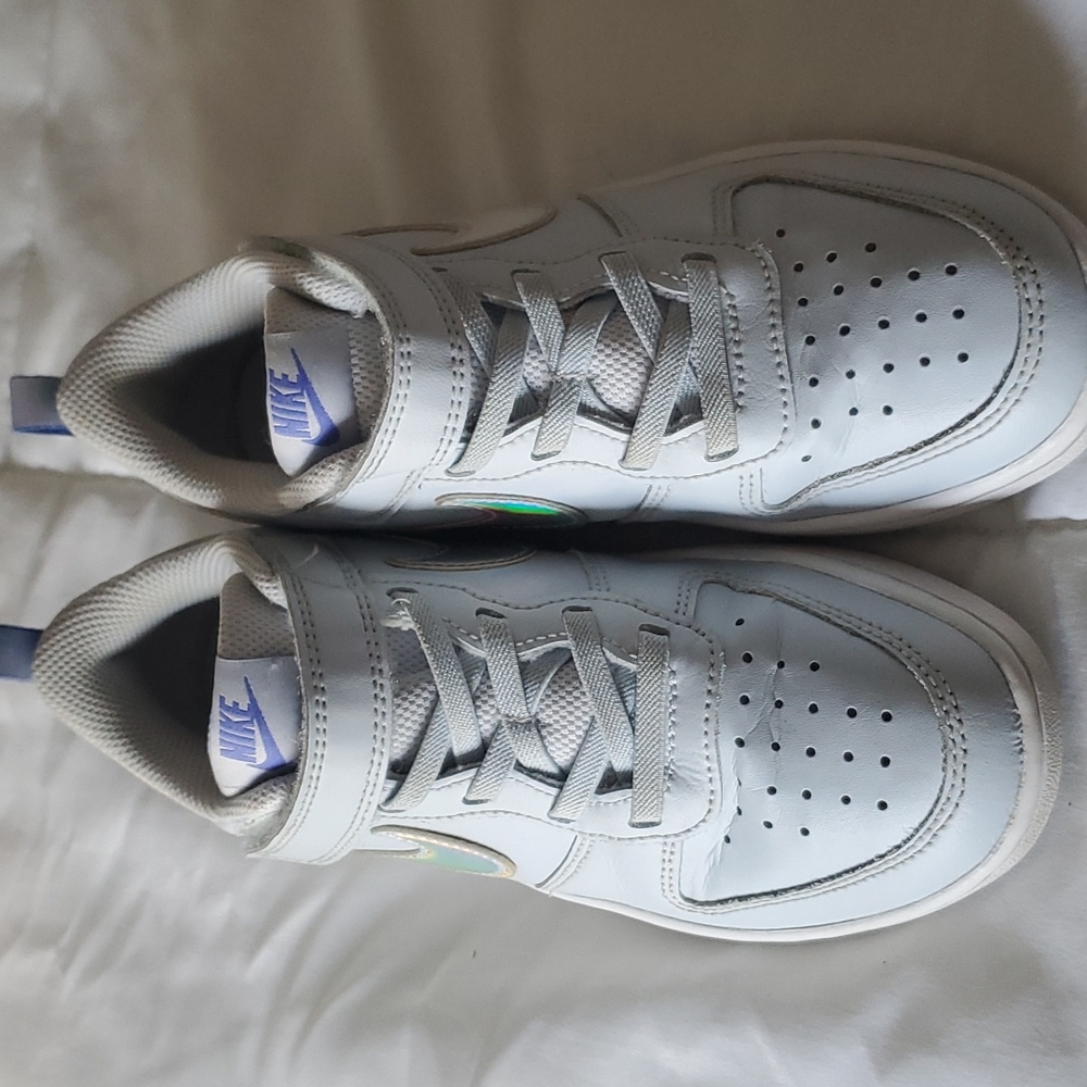 Girls Nike velcro sneakers